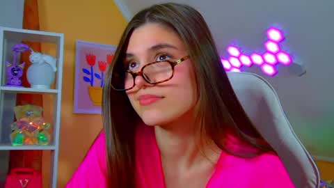 Ariana online show from April 16, 8:08 pm