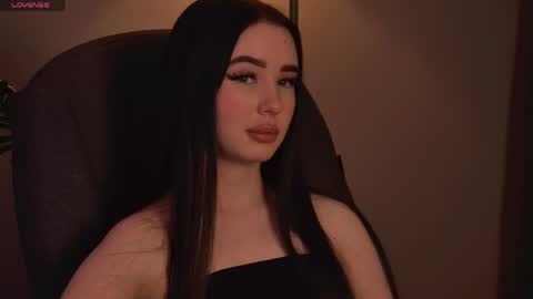arianapurr online show from April 8, 3:58 pm