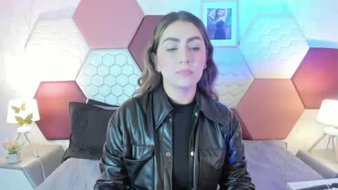 aria online show from March 21, 4:56 pm