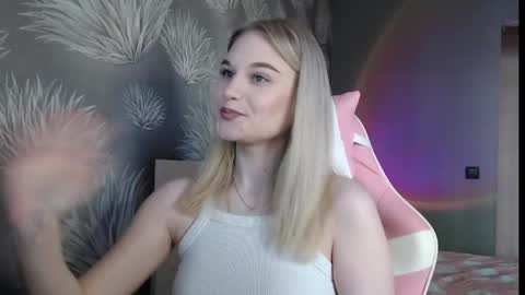 ariavelvets online show from May 15, 11:13 am