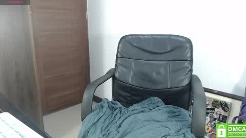 Ari Bunnie  online show from May 16, 6:16 am