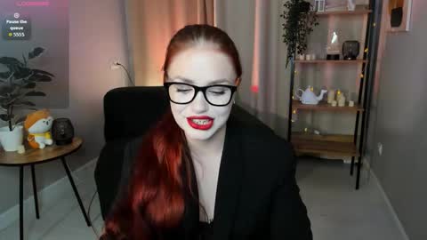 ariel_aerial online show from November 6, 9:42 pm