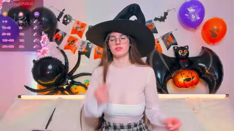 Ariella online show from October 31, 4:47 am