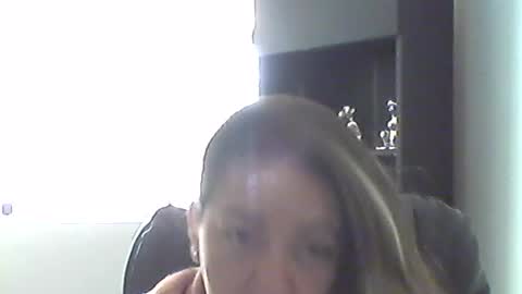 Arielle online show from July 22, 7:04 pm