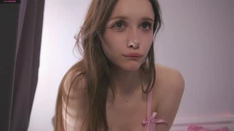 Ariel online show from April 27, 10:45 am