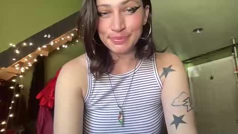 ariel  colin when hes here online show from April 11, 3:27 pm