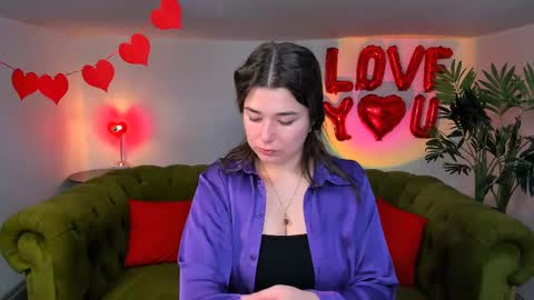 Snapshot of arigraynor chatting on February 10, 9:04 am Ari online show from February 10, 9:04 am