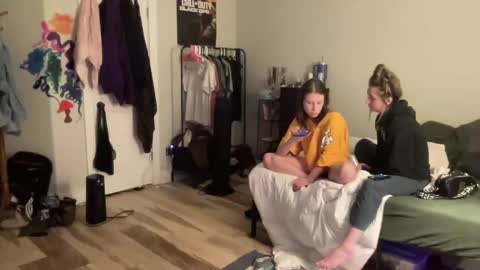 airskiii online show from February 16, 7:37 am