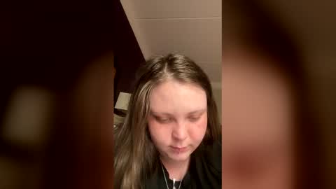 armoniskyee online show from April 3, 3:54 pm