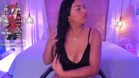 Snapshot of arteemisaa chatting on October 18, 2:47 am arteemisaa online show from October 18, 2:47 am
