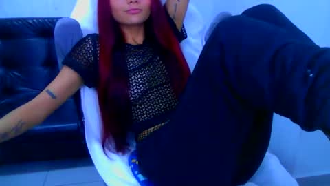 asa akiraaax online show from November 24, 1:40 am