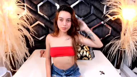 Snapshot of ashley_7777 chatting on February 28, 2:42 pm ashley_7777 online show from February 28, 2:42 pm
