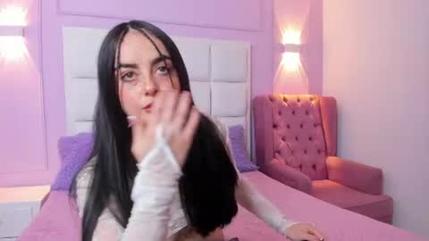 ashley_petit online show from July 29, 1:55 pm