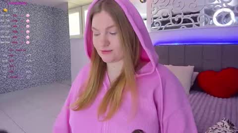 AshleyJonse online show from February 5, 7:00 am