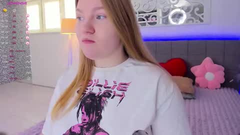 AshleyJonse online show from February 11, 6:59 am