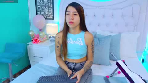 AshleyRoberh online show from November 30, 12:20 pm