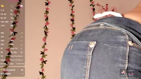 dahiana online show from April 15, 7:58 pm