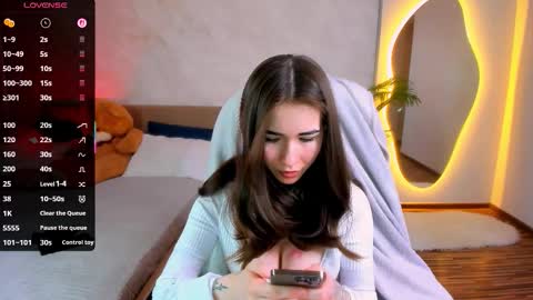 Ashley online show from March 17, 1:48 pm