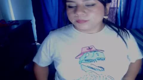 Snapshot of ashlie_fisher1 chatting on September 25, 7:12 pm ashlie fisher1 online show from September 25, 7:12 pm