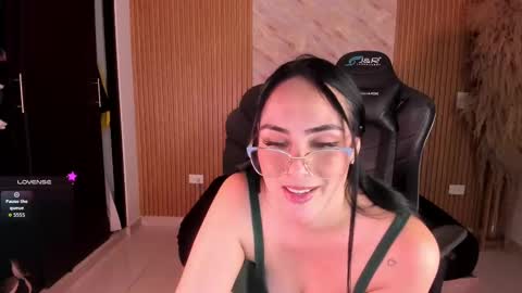 A S H L Y online show from September 22, 2:04 pm