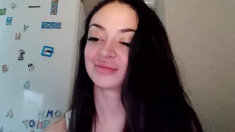 Snapshot of ashlynehush chatting on October 25, 2:25 pm Lera online show from October 25, 2:25 pm