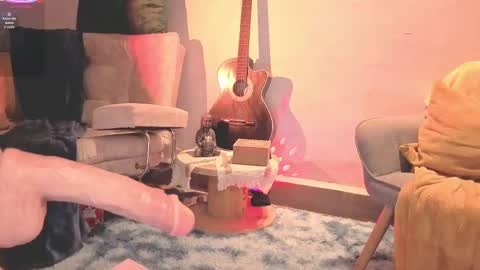 Snapshot of ashlynnlowe_ chatting on September 23, 7:56 pm Ash online show from September 23, 7:56 pm