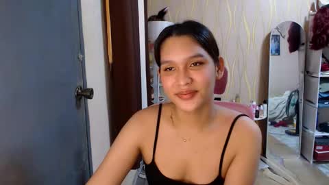 Snapshot of asian_glamm chatting on October 31, 3:19 am ANITA online show from October 31, 3:19 am