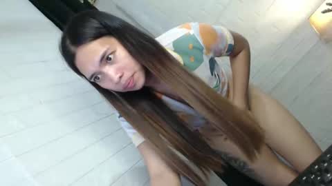 Snapshot of asian_kati chatting on October 26, 6:31 am theakati online show from October 26, 6:31 am