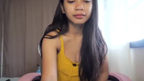 asian_trish online show from February 4, 11:08 pm