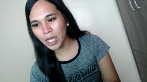 Ayesha online show from April 18, 1:08 am