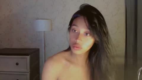 kisses online show from March 12, 2:42 pm