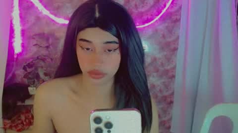 kisses online show from July 12, 8:53 pm