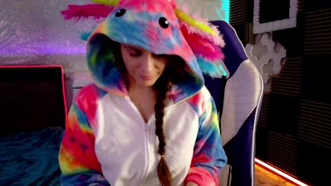 Athena Autumn online show from April 2, 2:31 am