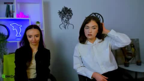 audrey moon1 online show from March 3, 6:41 am