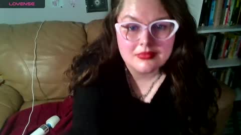 Audrey online show from September 19, 10:42 pm