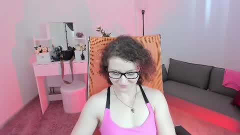 Aurelia online show from July 6, 8:19 am