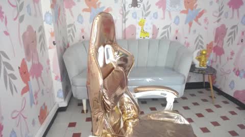 Live 8000am 200pm COLOMBIAN HOUR online show from February 18, 12:17 pm