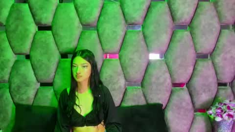 aurora online show from October 8, 2:32 pm