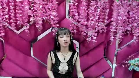 aurora online show from February 10, 10:09 pm