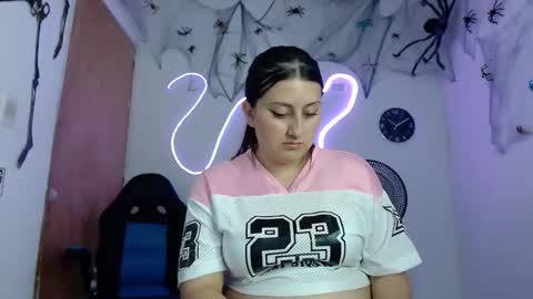 AURORA BLISS 28 online show from November 2, 12:03 am