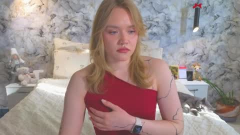 Kate online show from April 4, 2:21 am