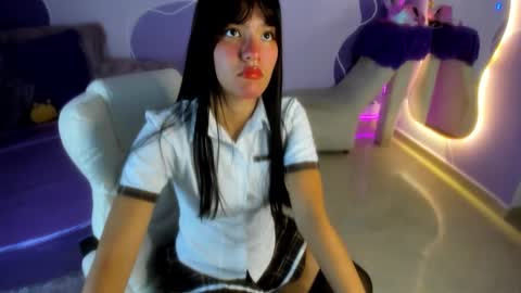 auroracute2 online show from November 4, 1:38 pm