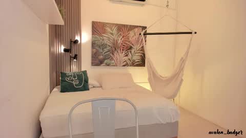 Avalon online show from September 16, 7:44 pm