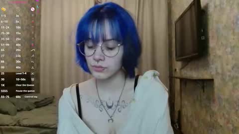 avaobierne online show from March 3, 6:25 pm