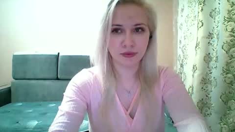Snapshot of avenixx chatting on September 22, 9:35 pm avenixx online show from September 22, 9:35 pm