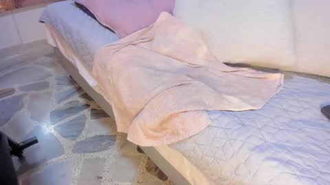 avig hell online show from December 10, 11:43 am