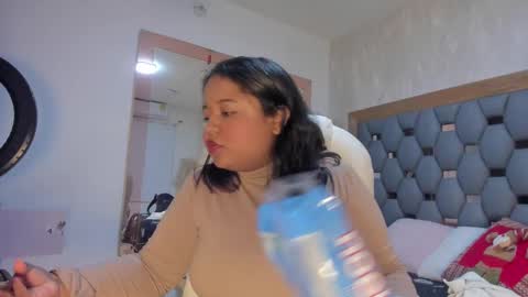 avig hell online show from December 19, 11:18 am