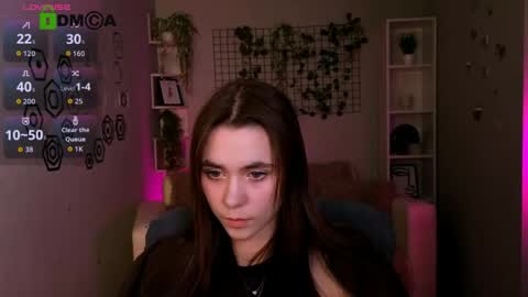 awesomeemma_ online show from May 15, 9:34 am