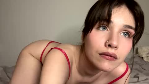 Snapshot of ayaderen chatting on January 25, 3:25 pm im Aya welcome to my room online show from January 25, 3:25 pm