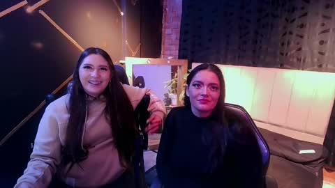 nany online show from April 28, 6:28 am